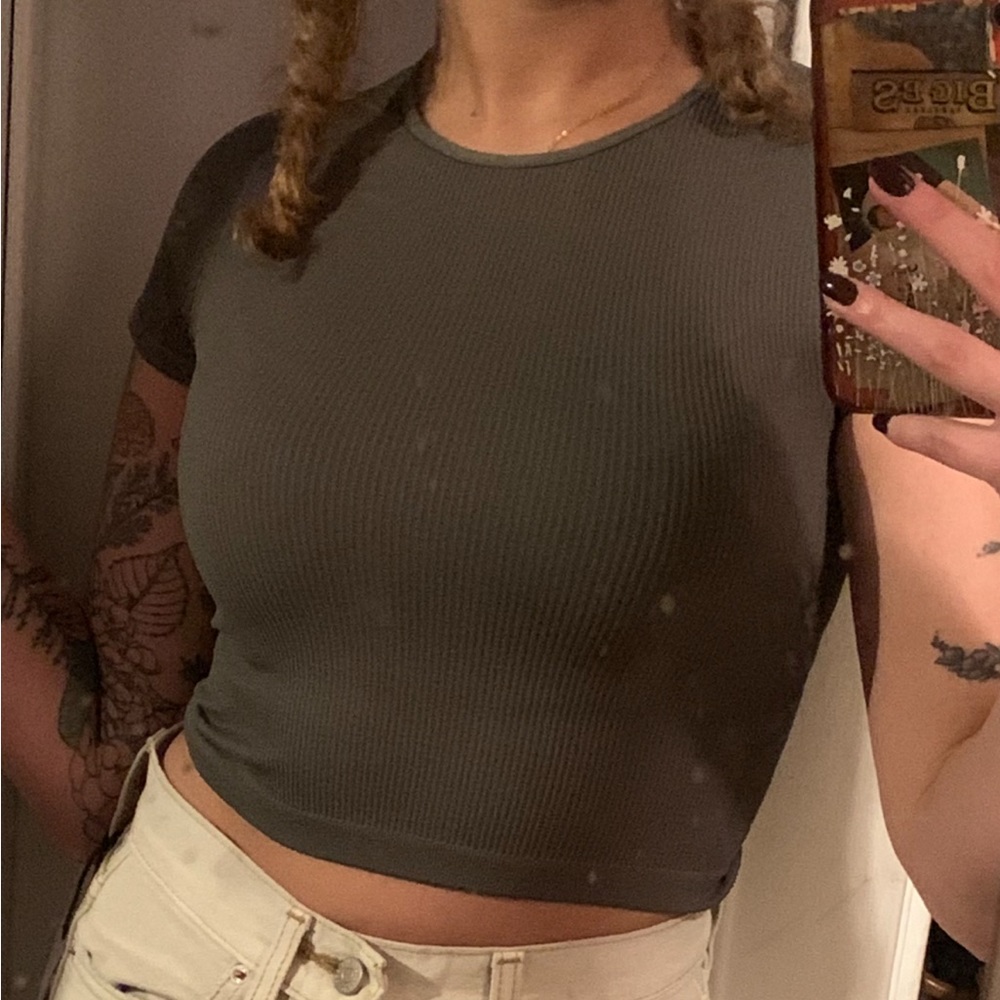 urban outfitters ribbed crop top